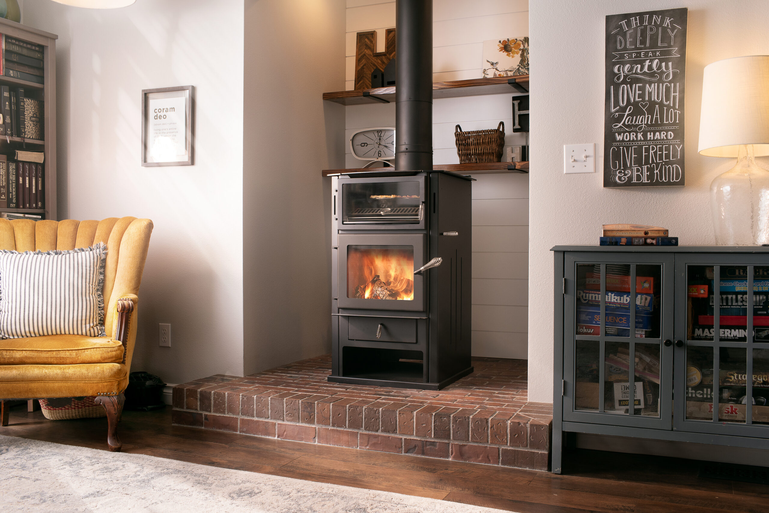 <p>Wood Stoves, Inserts & Fireplaces!</p>
